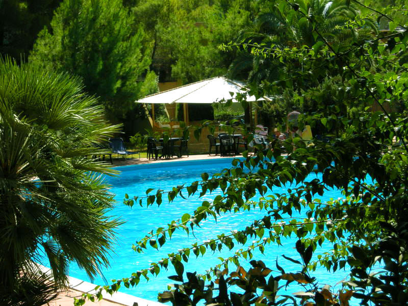 Aparthotel Abbaechelu Santa Margherita di Pula Exterior foto